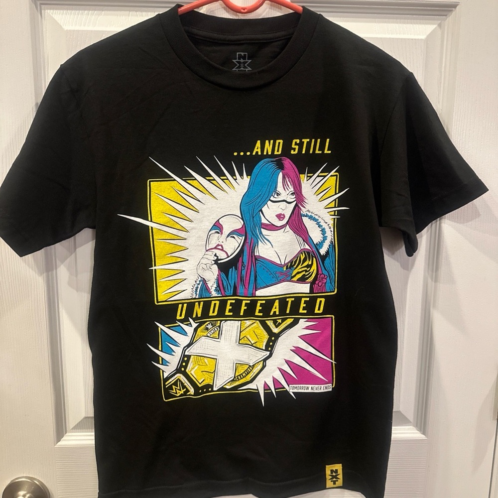 Asuka NXT TShirt 2017 Size S NEW